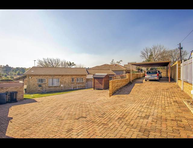 2 BEDROOM FREESTANDING FOR SALE IN RADIOKOP